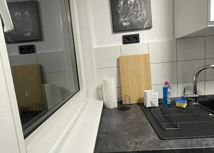 Modern Comfort In 3 Apartment *